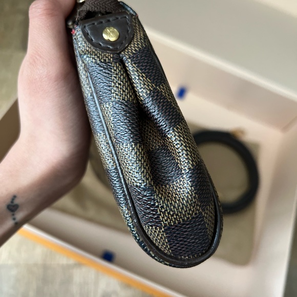 ❌SOLD❌✨AUTHENTIC Eva Clutch in Damier Ebene✨ - Picture 11 of 13